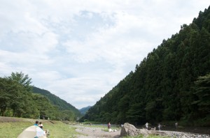 飯能市を流れる名栗川の川原で撮影した画像。