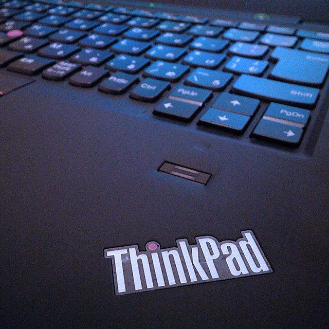 ThinkPad X1 Carbon、レビュー1用画像